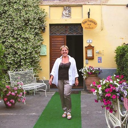 Camere Zimmer Rooms San Francesco Buti Luaran gambar