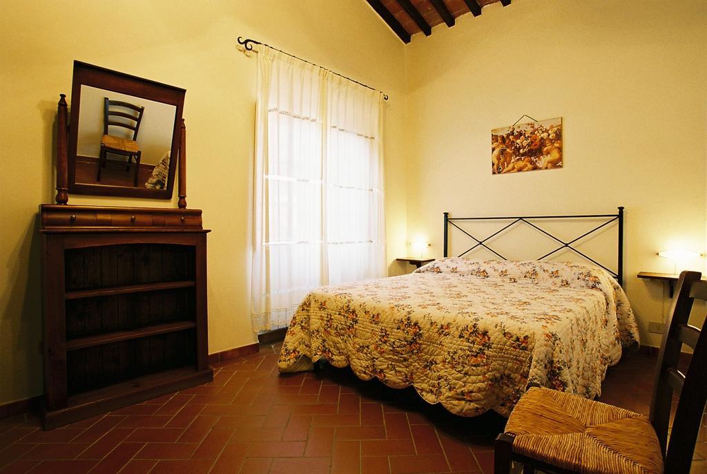 Camere Zimmer Rooms San Francesco Buti Luaran gambar